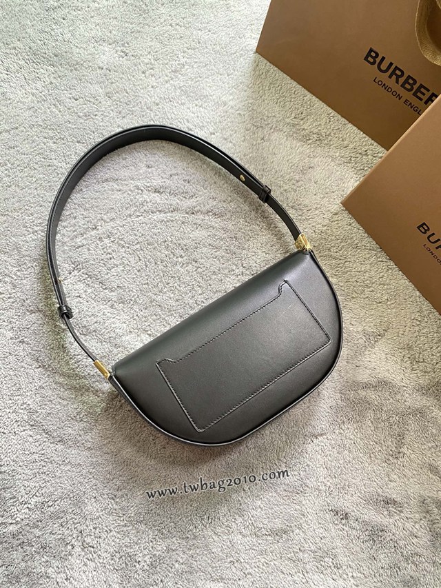 Burberry專門店新款小號最新時秀裝款肩背女包 巴寶莉皮革弧形腋下包 yxb1270